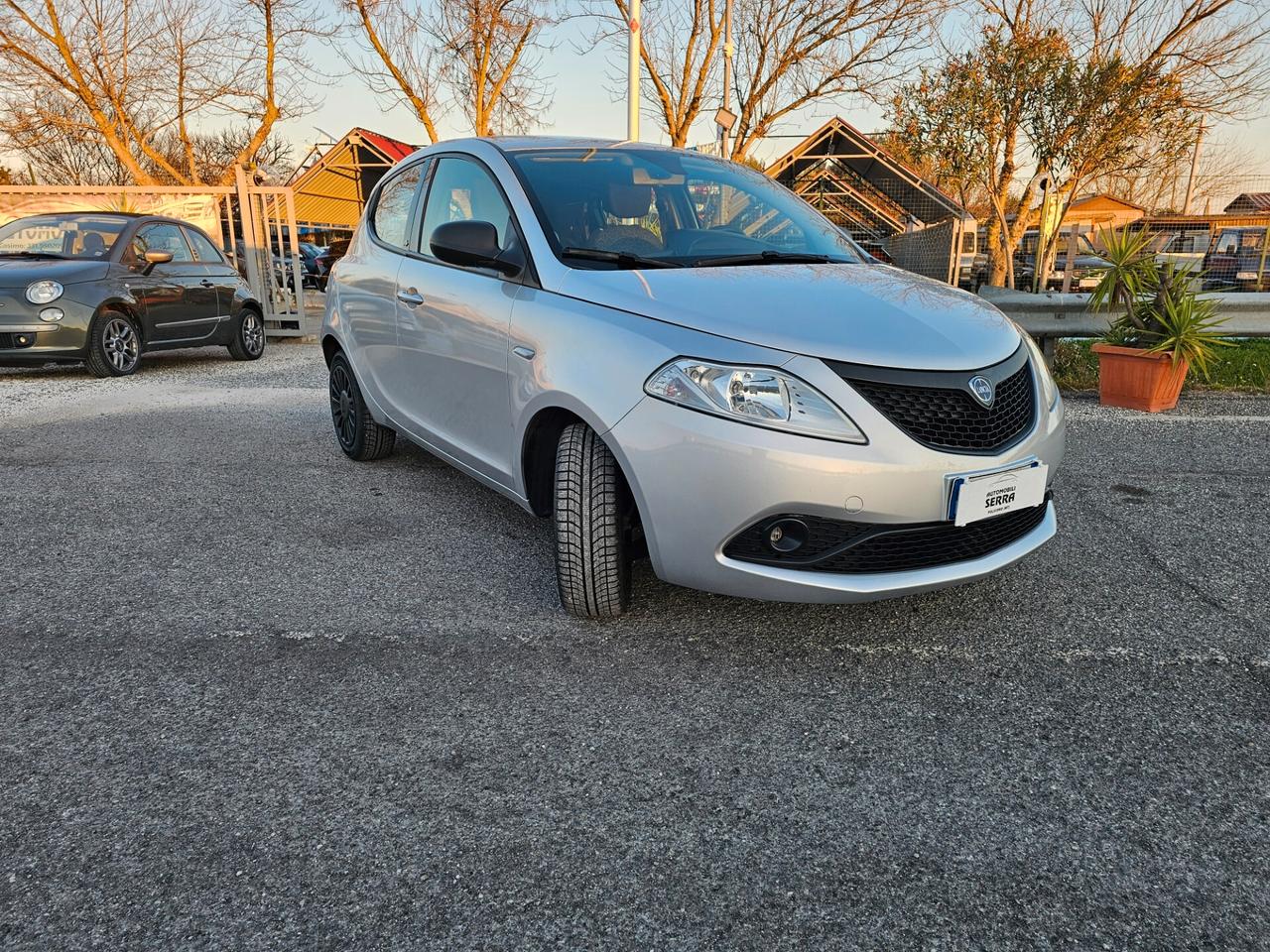 Lancia Ypsilon 1.2 69 CV 5 porte GPL Ecochic Elefantino Blu