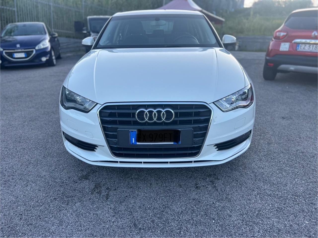 Audi A 3 1600 tdi 110 Cv Sedan DSG