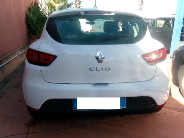 Renault Clio 1.2 75CV 5 porte Costume National