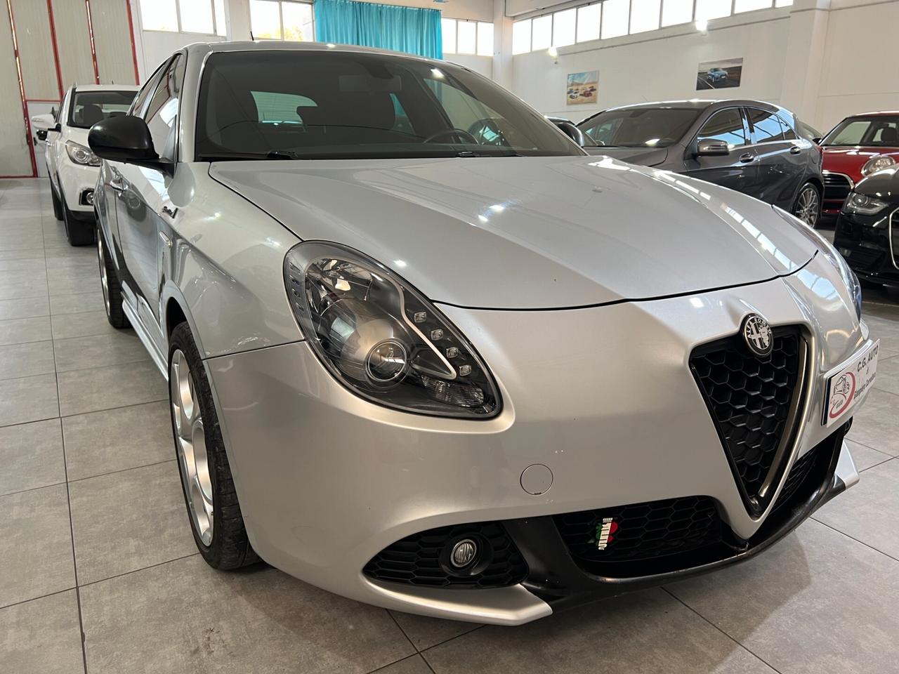 Alfa Romeo Giulietta 2.0 140 CV - DISTINCTIVE - 2012