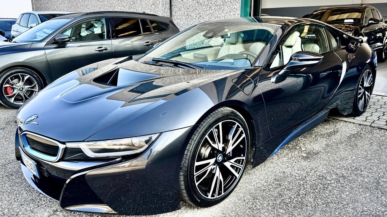 Bmw i8 hybrid full,pacchetto luci telecamera 360