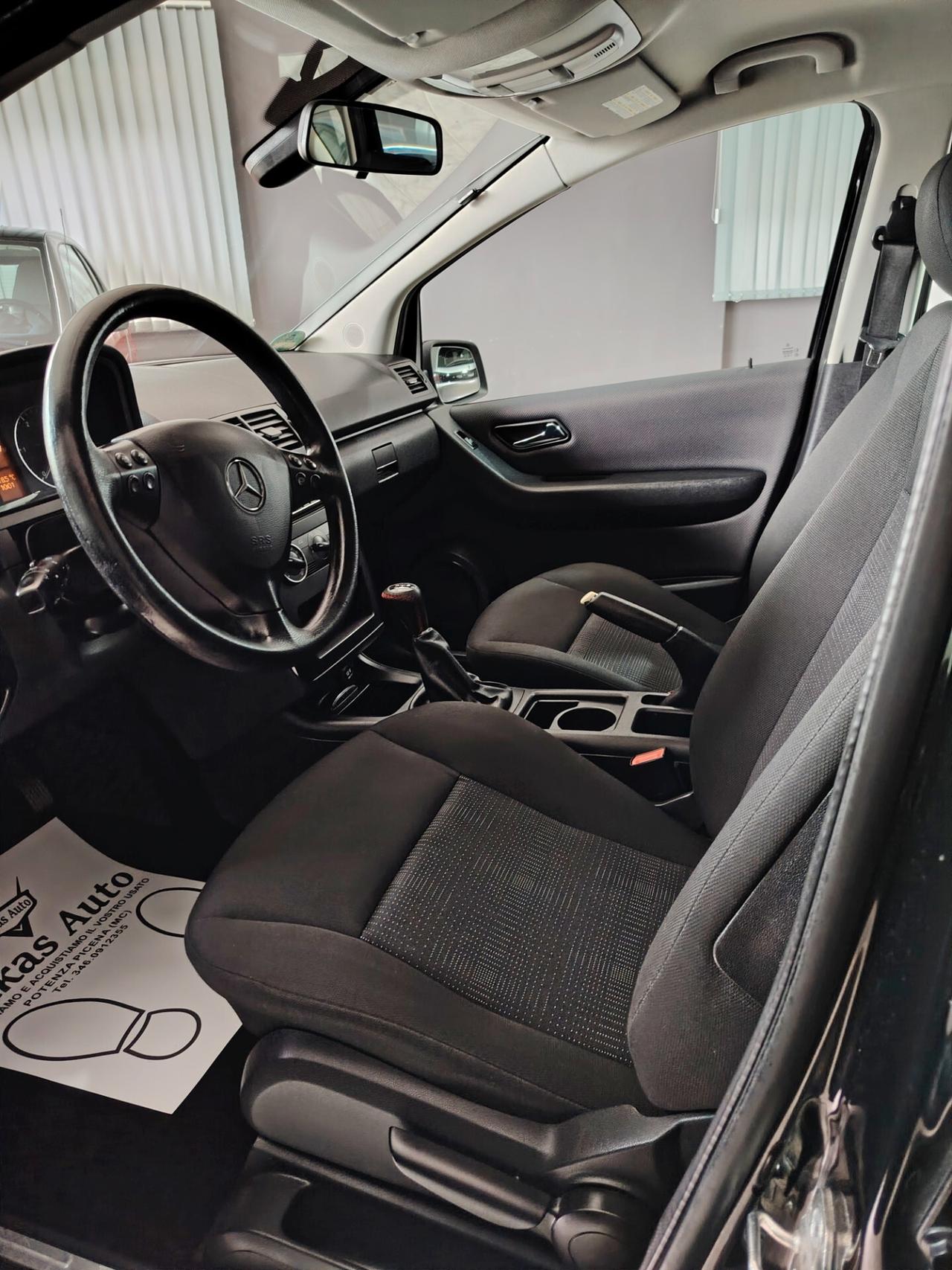 Mercedes-benz A 160 CDI BlueEFFICIENCY