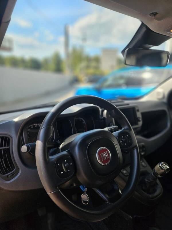 Fiat Panda (Red) 1.0 firefly hybrid City Cross s&s 70cv 5p.ti