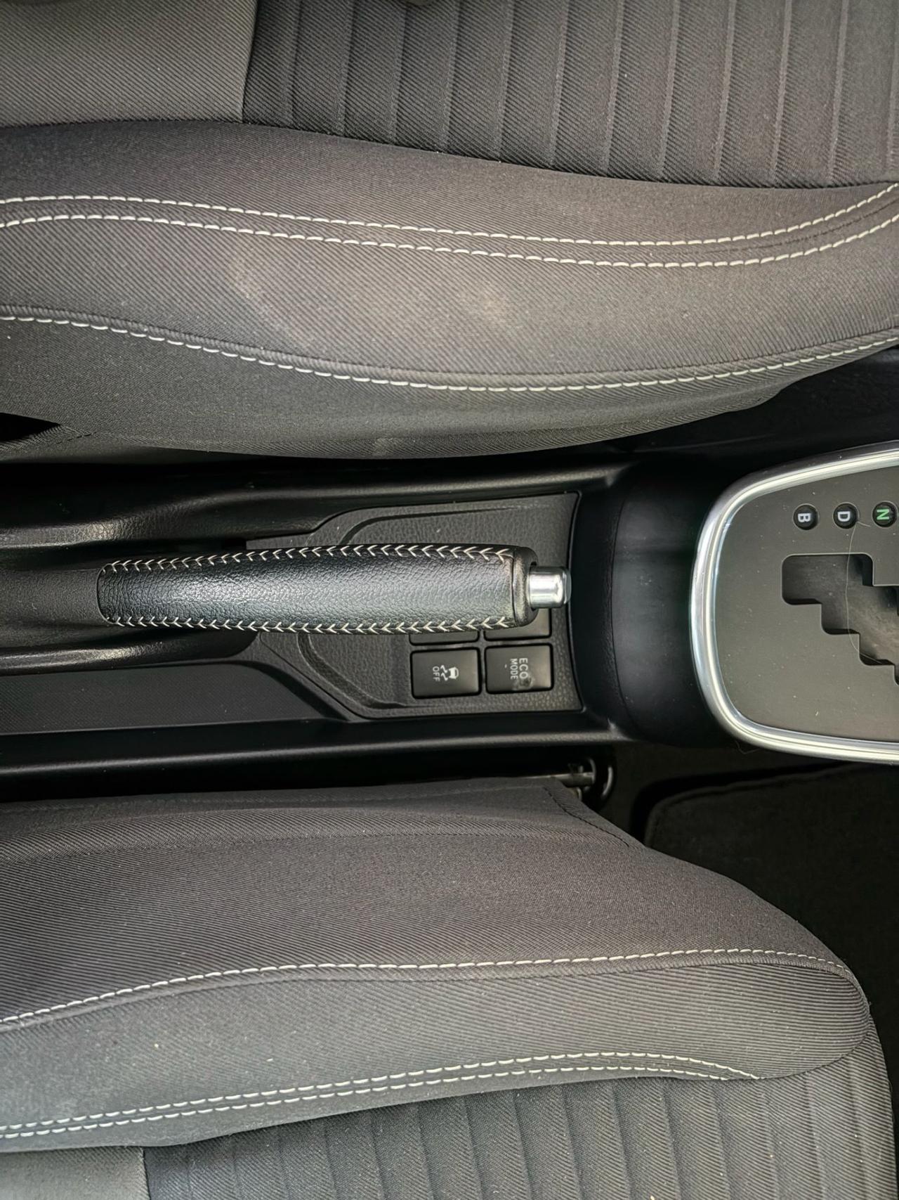 Toyota Yaris 1.5 Hybrid 5 porte Active