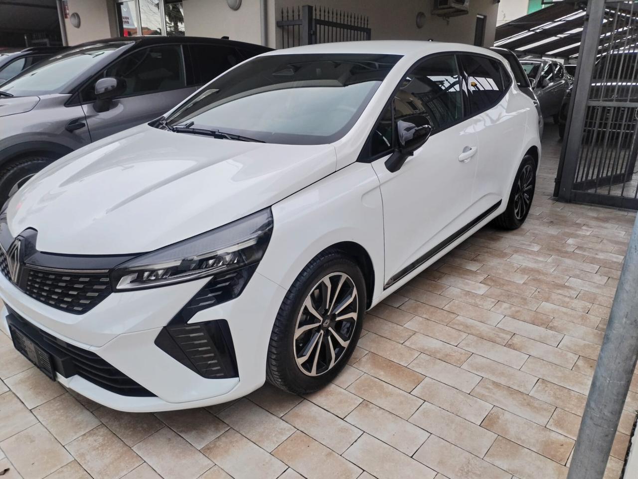 Renault Clio TCe 90 CV 5 porte Techno