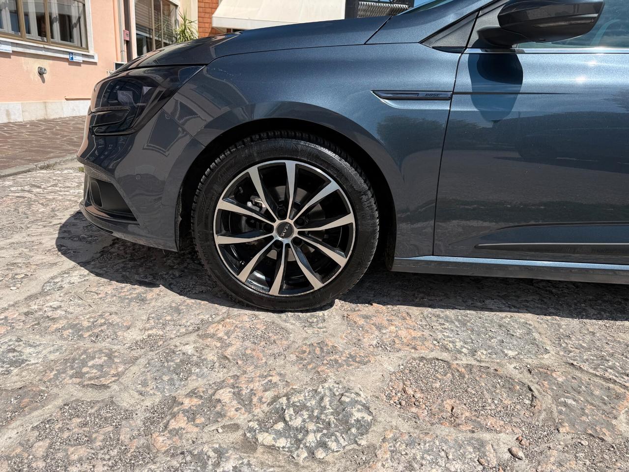 Renault Megane Mégane Sporter dCi 8V 110 CV EDC Energy Bose