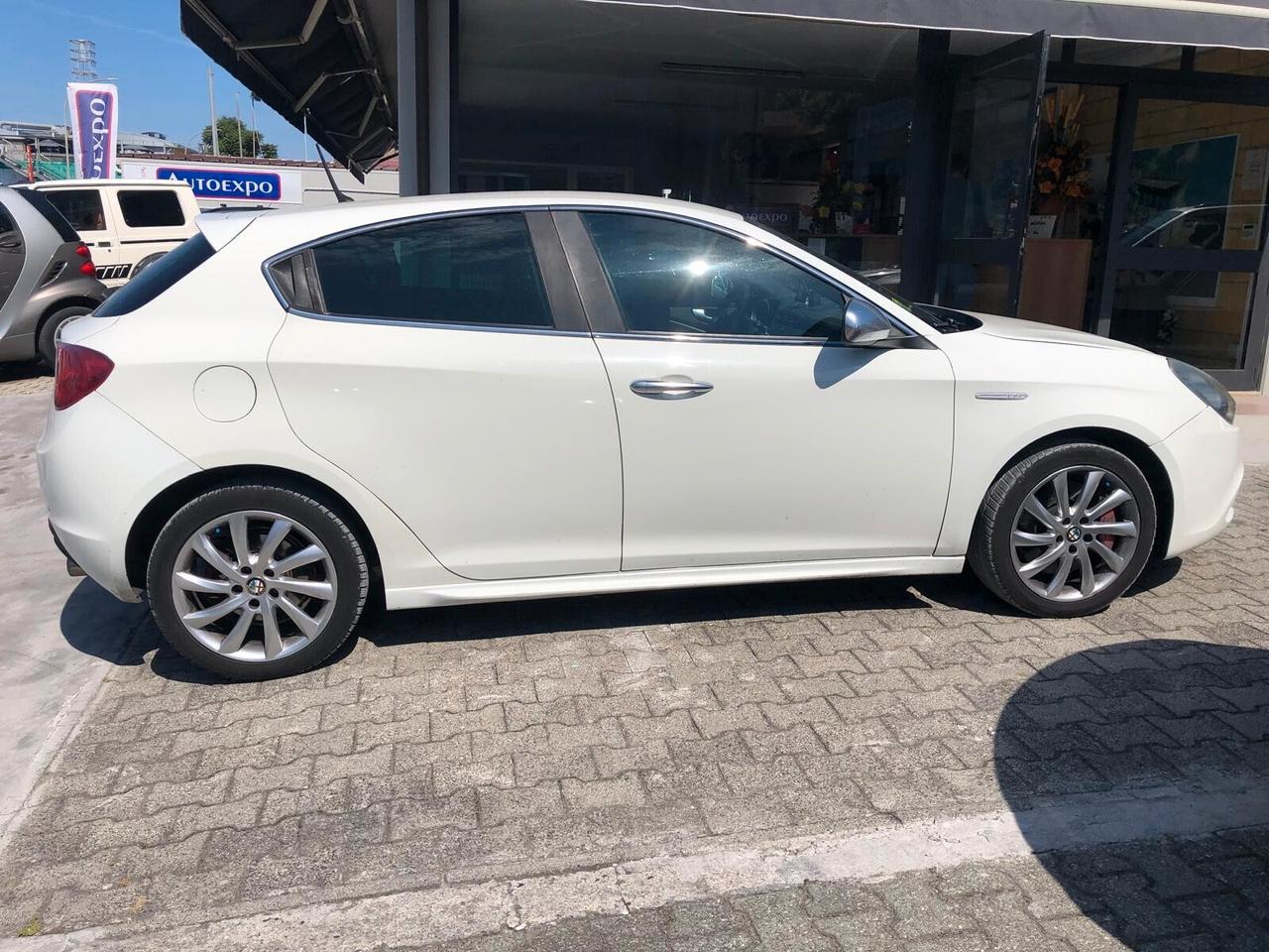 Alfa Romeo Giulietta 2.0 JTDm-2 170 CV Distinctive POSSIBILITA' GARANZIA EUROPEA CONFORMGEST FINO A 36 MESI!!!