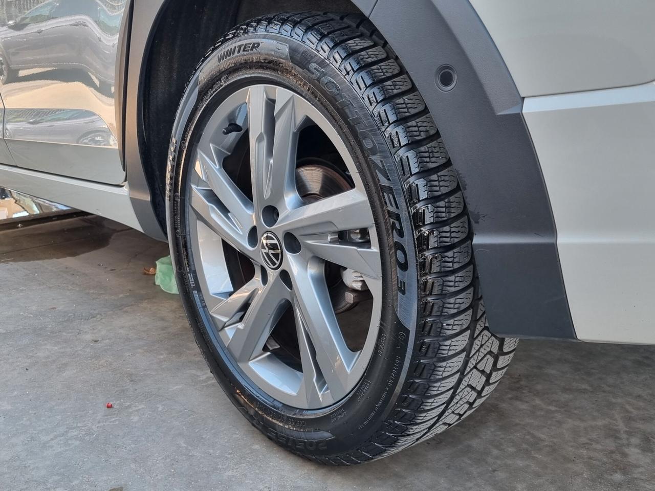 Volkswagen Taigo 1.0 tsi R-Line 110cv dsg