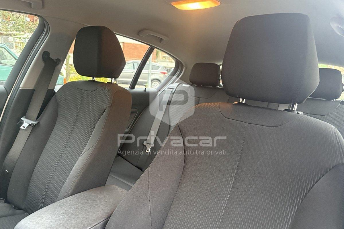 BMW 116d 5p. Advantage