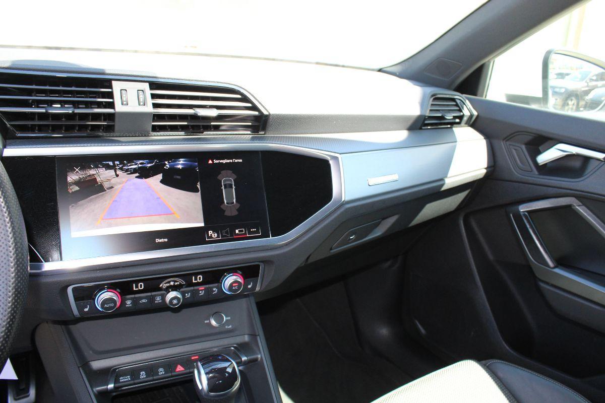 AUDI - Q3 - SPB 35 TDI S Tronic S line edition