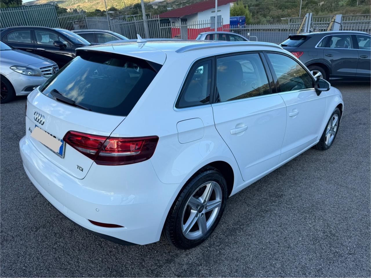 Audi A3 1.6 TDI S tronic Business