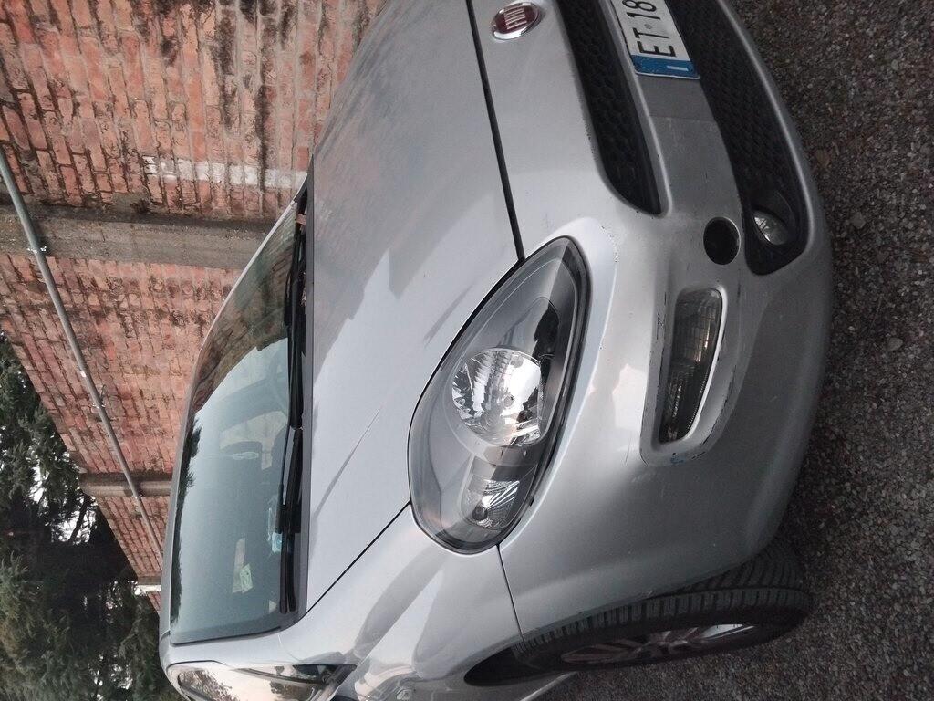 Fiat Punto 1.4 8V 5 porte Natural Power Street