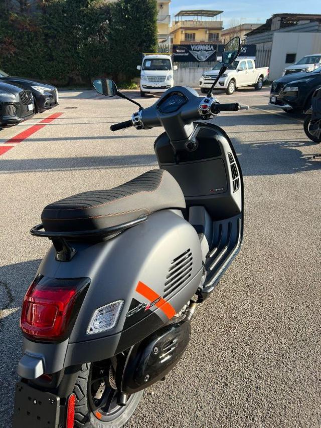 PIAGGIO Vespa GTS 300 Super SUPER