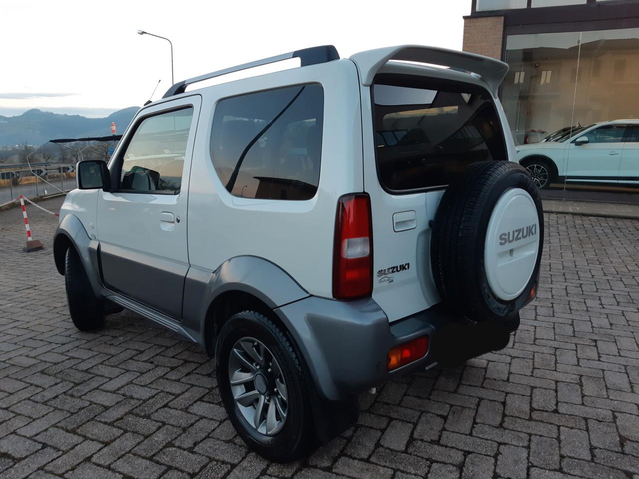 Suzuki Jimny 1.3 4WD Evolution Plus CON GPL