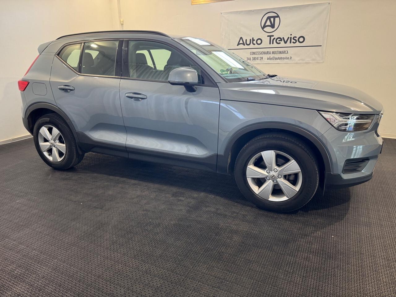 Volvo XC40 D3 Momentum Core