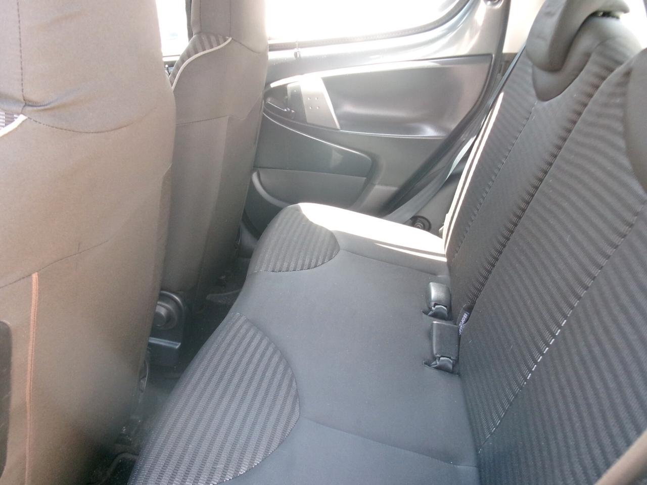 Peugeot 107 1.0 12v 5 PORTE ACTIVE 2 TRONIC CAMBIO AUTOMATICO 86000 KM