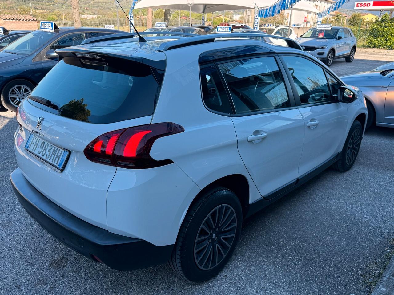 Peugeot 2008 BlueHDi 100 Allure