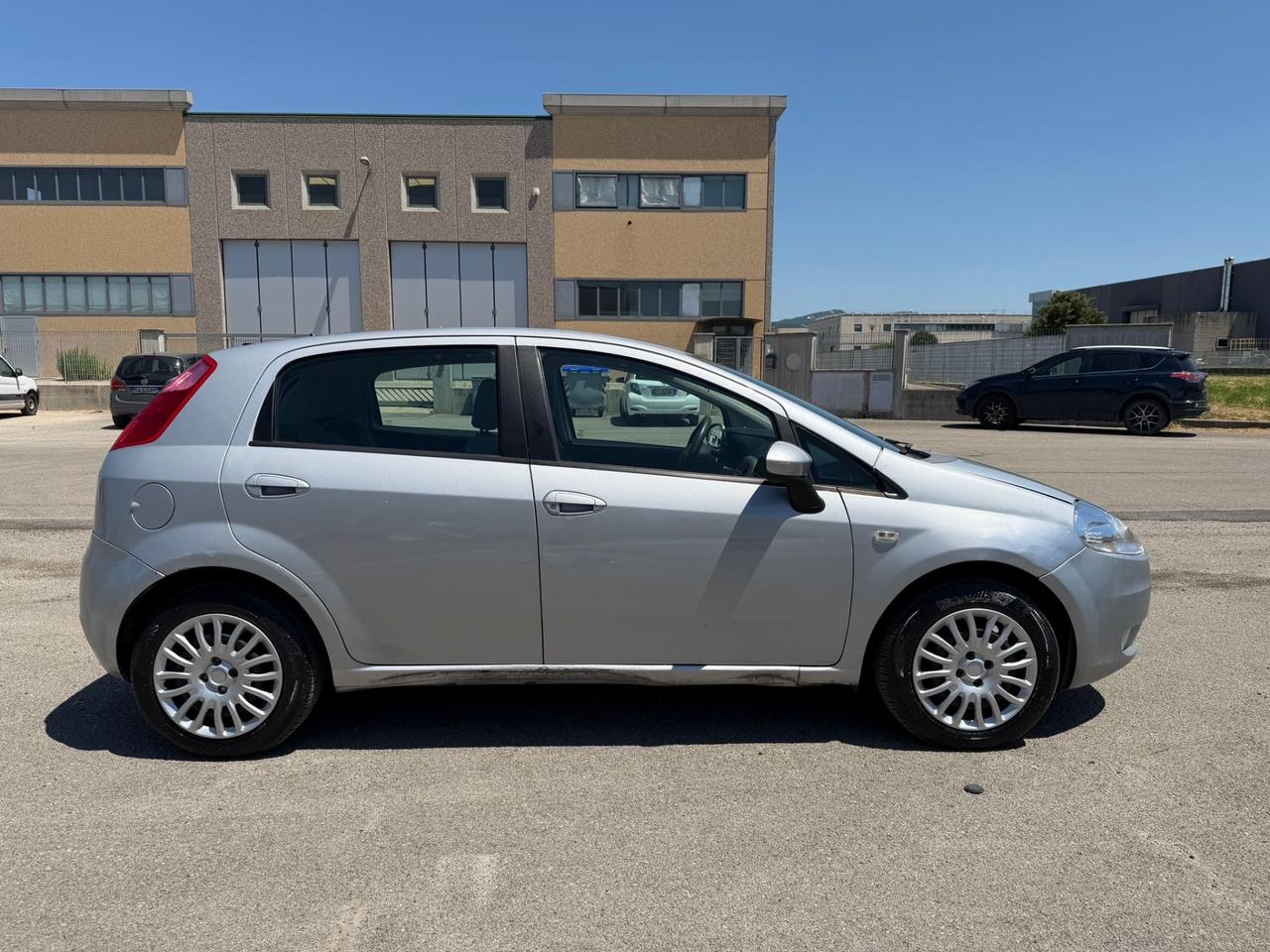Fiat Grande Punto Fun 153000 KM