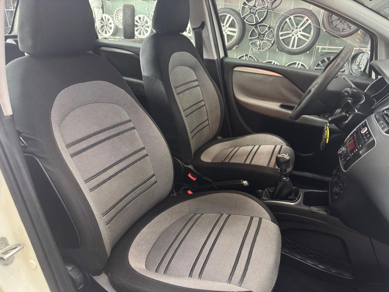 Fiat Punto Evo 1.4 Benzina Metano ADATTA NEOPATENTATI 5Porte