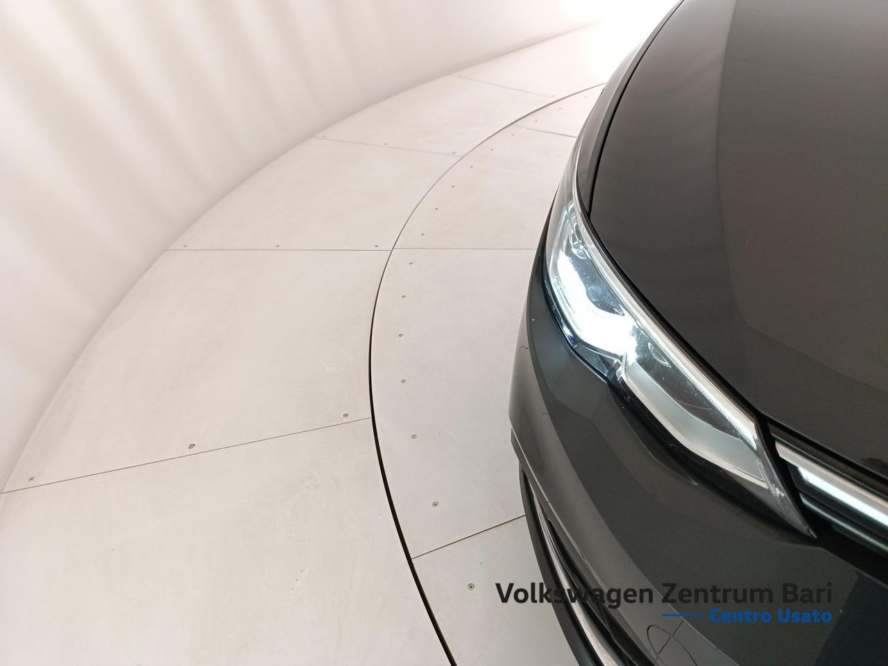 Volkswagen Golf variant 2.0 tdi style 150cv dsg