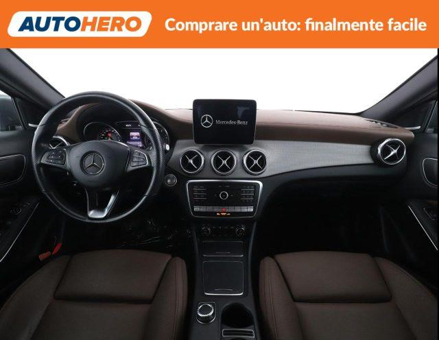 MERCEDES-BENZ GLA 220 Automatic 4Matic Sport