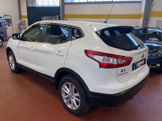 Nissan Qashqai 1.2 DIG-T Business