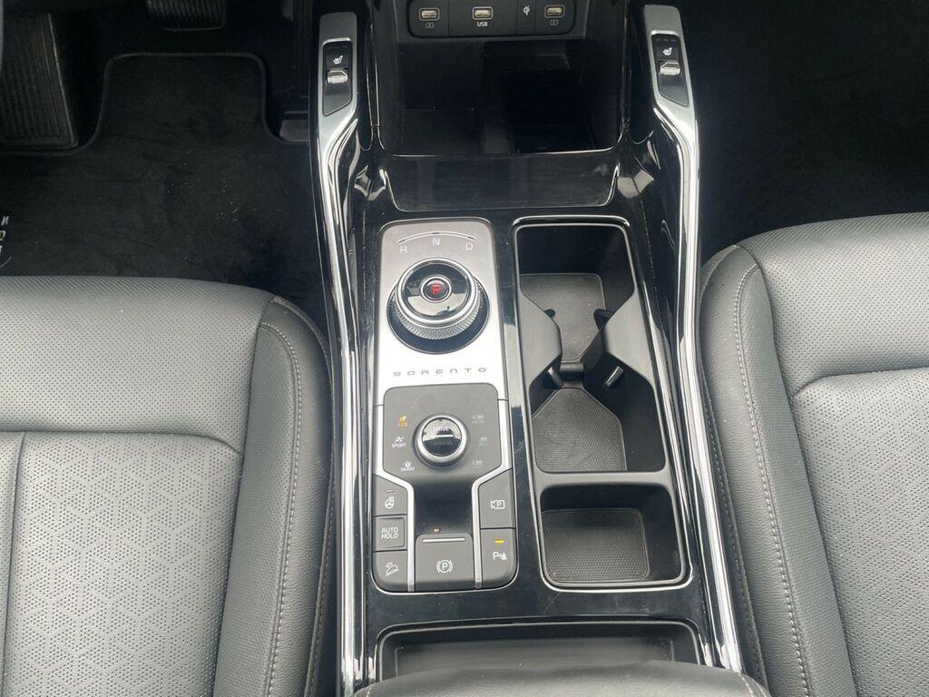 Kia Sorento 1.6 T-GDi HEV Style AWD AT6