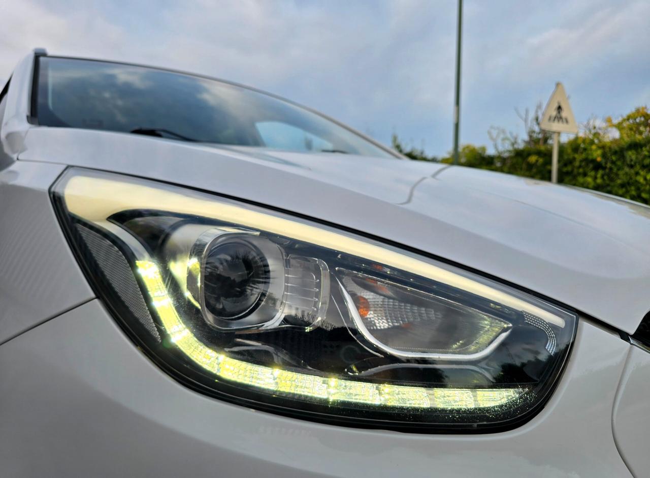 HYUNDAI IX35 RESTYLING AUTOMATICA 4X4 NUOVA
