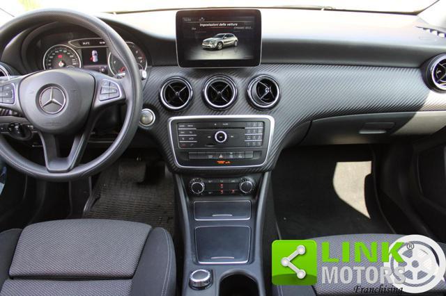 MERCEDES-BENZ GLA 180 d Automatic Business