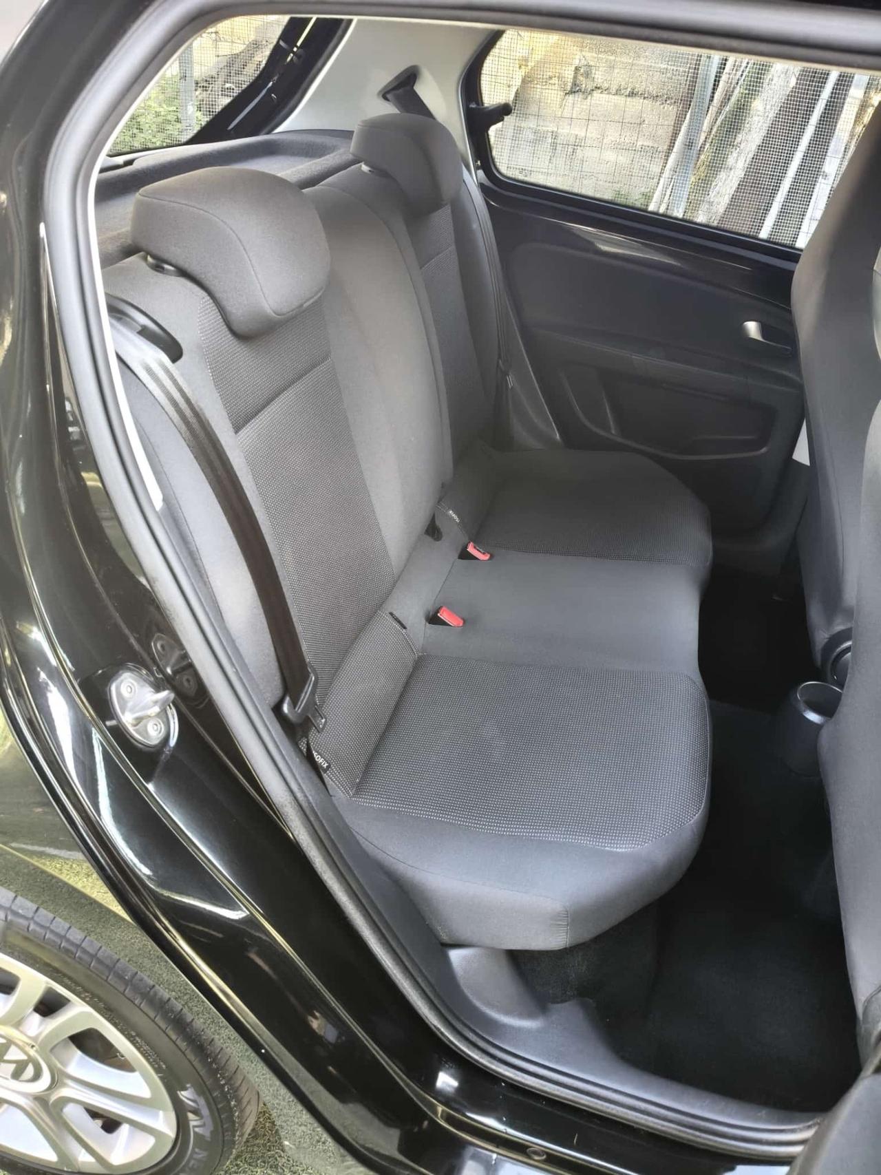 VOLKSWAGEN UP 1000 A METANO 5P FULL OPTIONAL