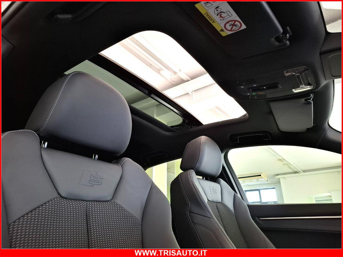 AUDI Q3 SPB 40 2.0 TDI S-Tronic Quattro S-Line Black Identity (TETTO PANORAMICO APRIBILE)