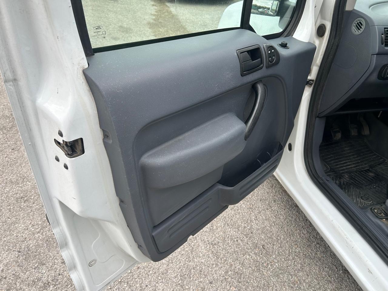 Ford Transit Connect 200S 1.8 TDCi/90CV