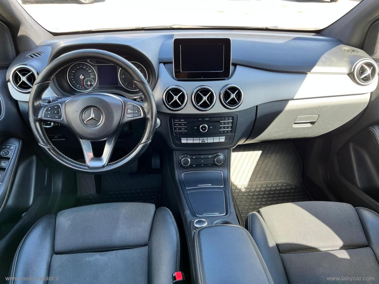 MERCEDES-BENZ B 200 d Automatic Sport