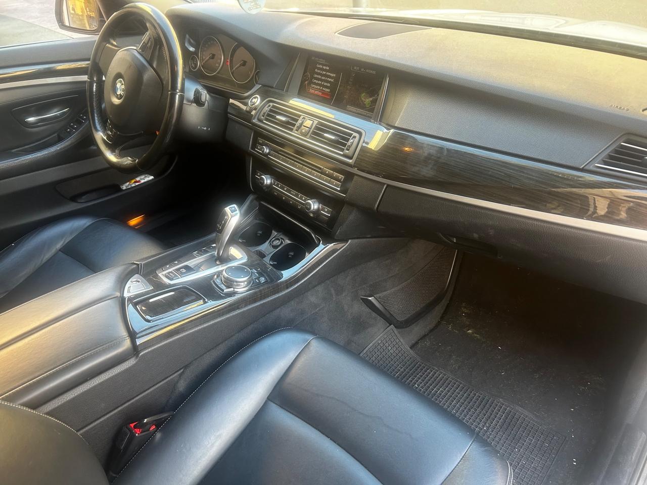 Bmw 520 520d xDrive Luxury