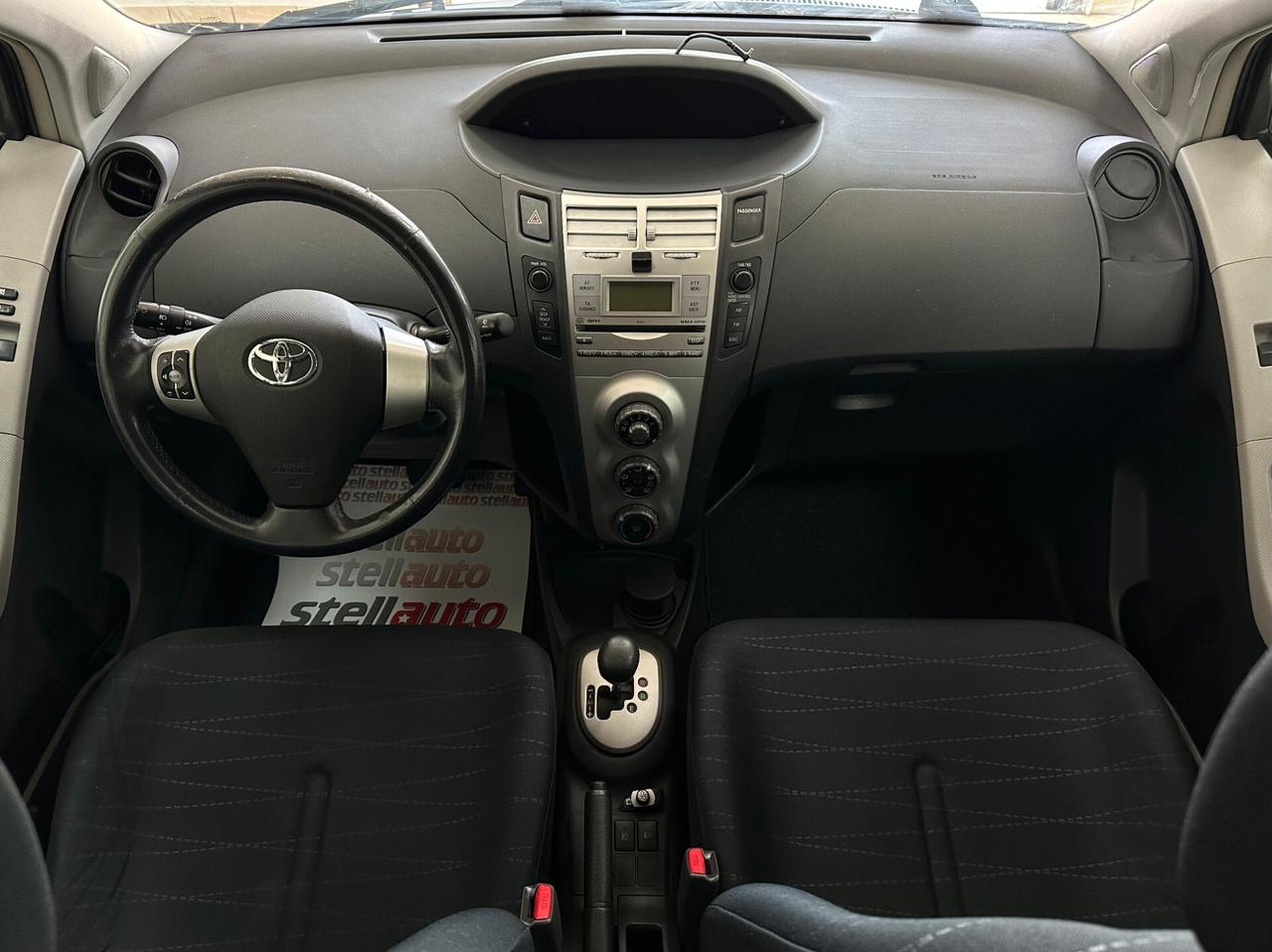 Toyota Yaris 1.3 5 porte Sol