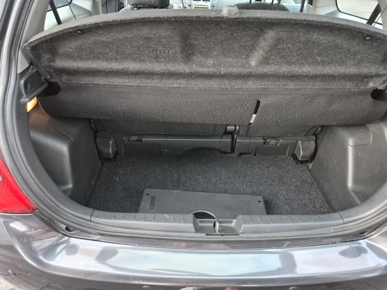 Toyota Yaris 1.4 D-4D DPF 3 porte M-MT Sol