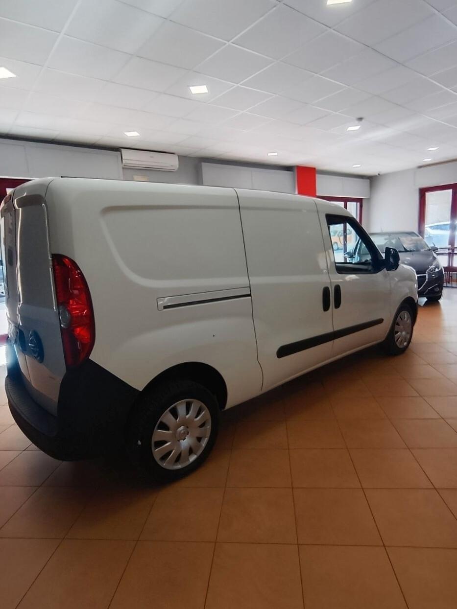Opel Combo 1.6 CDTI 105cv EcoFLEX PL-TA Van Blitz 2018