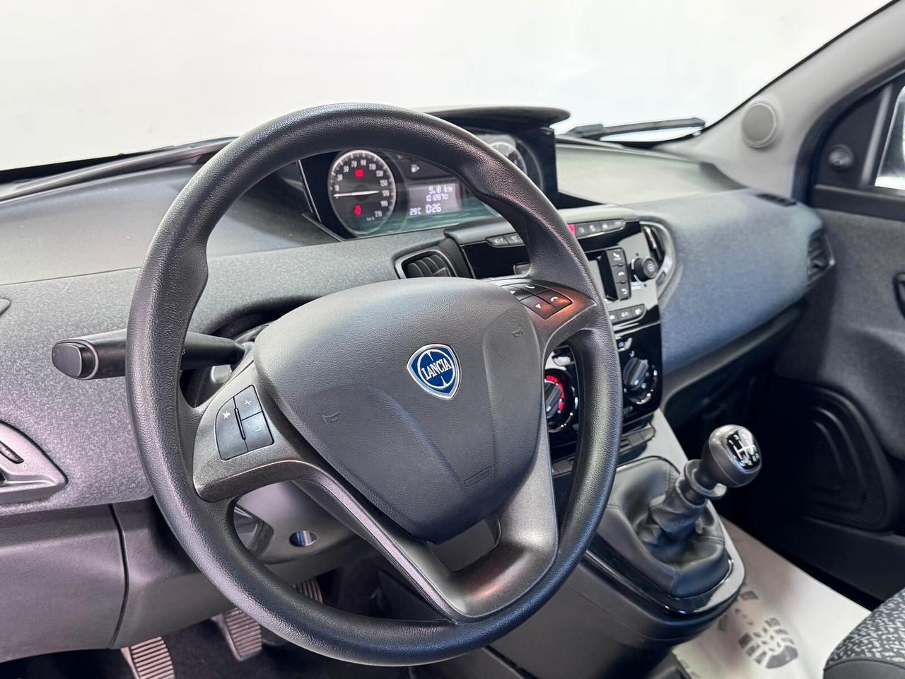 Lancia Ypsilon 1.0 FireFly 5 porte-NO VINCOLI