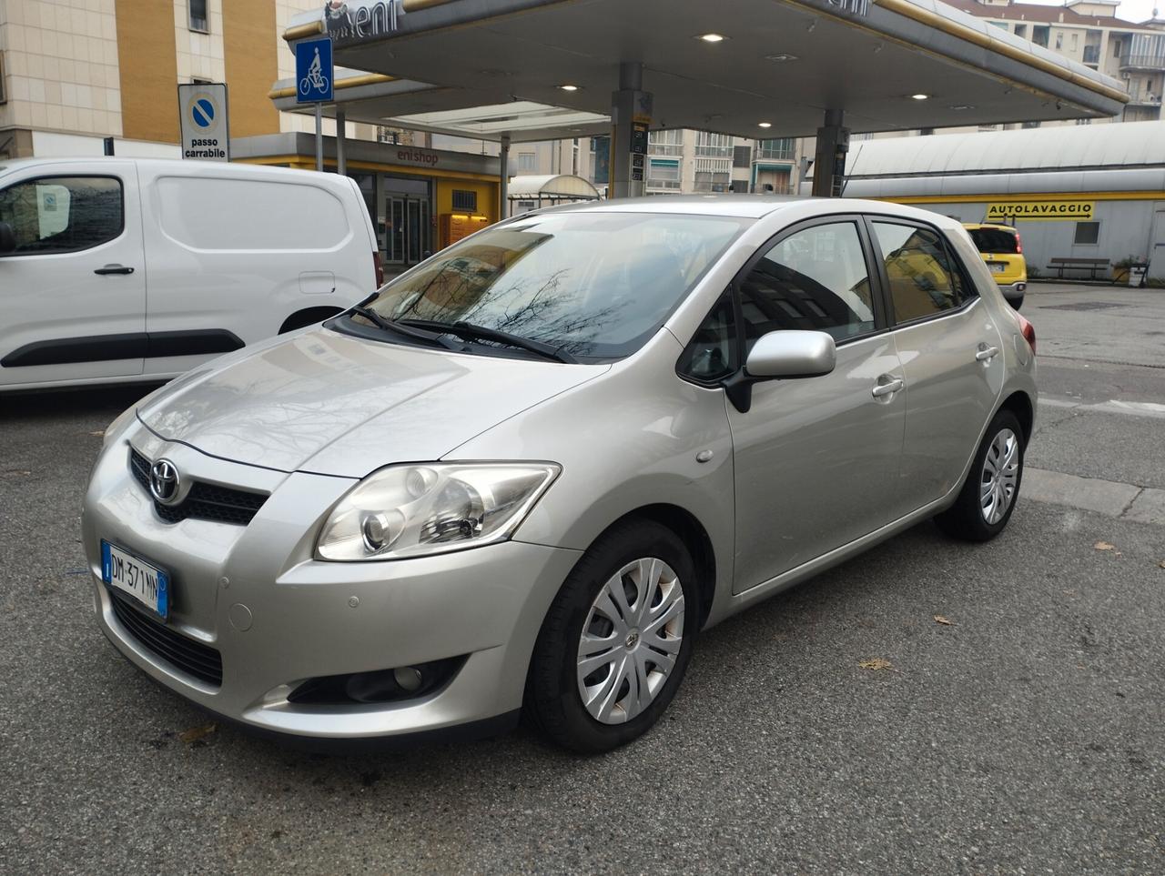 Toyota Auris 2.0 D-4D 5 porte Sol