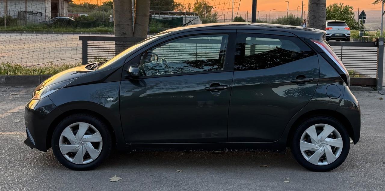 Toyota Aygo 1.0 SOLO 36.000 CHILOMETRI