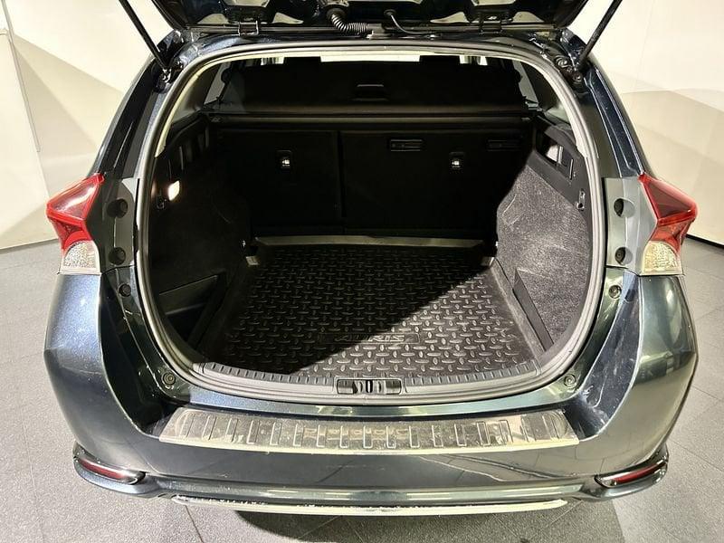 Toyota Auris Auris Touring Sports 1.8 Hybrid Active + NAVIGATORE AREA C FREE