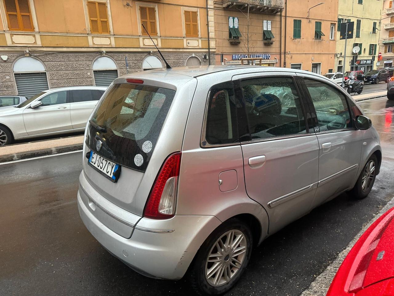 Lancia MUSA 1.3 Mjt 95 CV Platinum