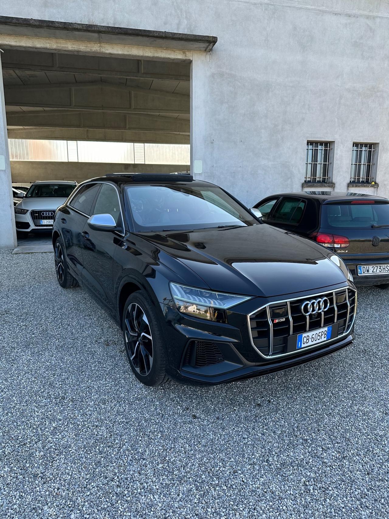 Audi Q8 SQ8 TDI quattro tiptronic sport attitude