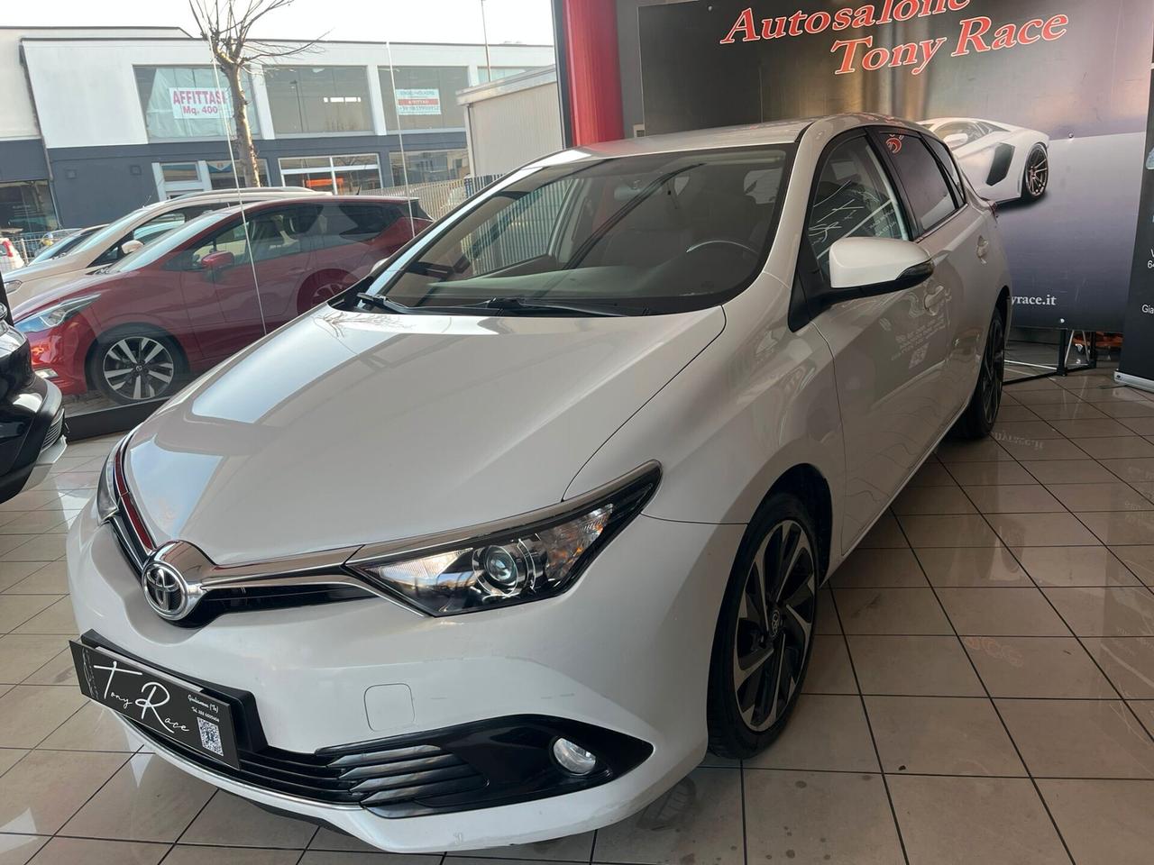 Toyota Auris 1.4 D-4D Active