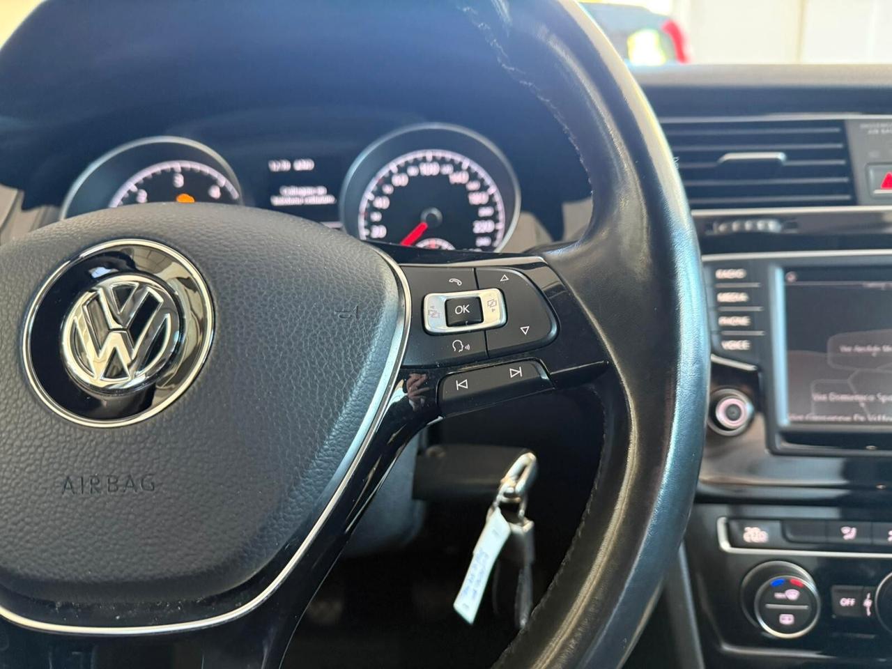 Volkswagen Golf 2.0 TDI 5p. Highline BlueMotion Technology