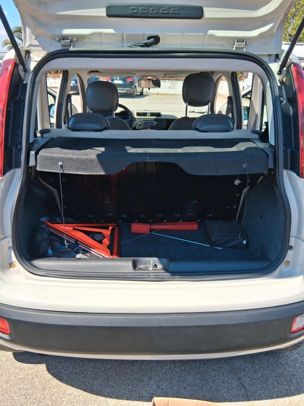 Fiat Panda 0.9 TwinAir Turbo Natural Power Lounge