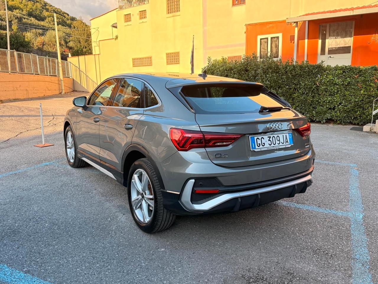Audi Q3 SportBack 35 TDI Quattro S-Tronic "S-Line"