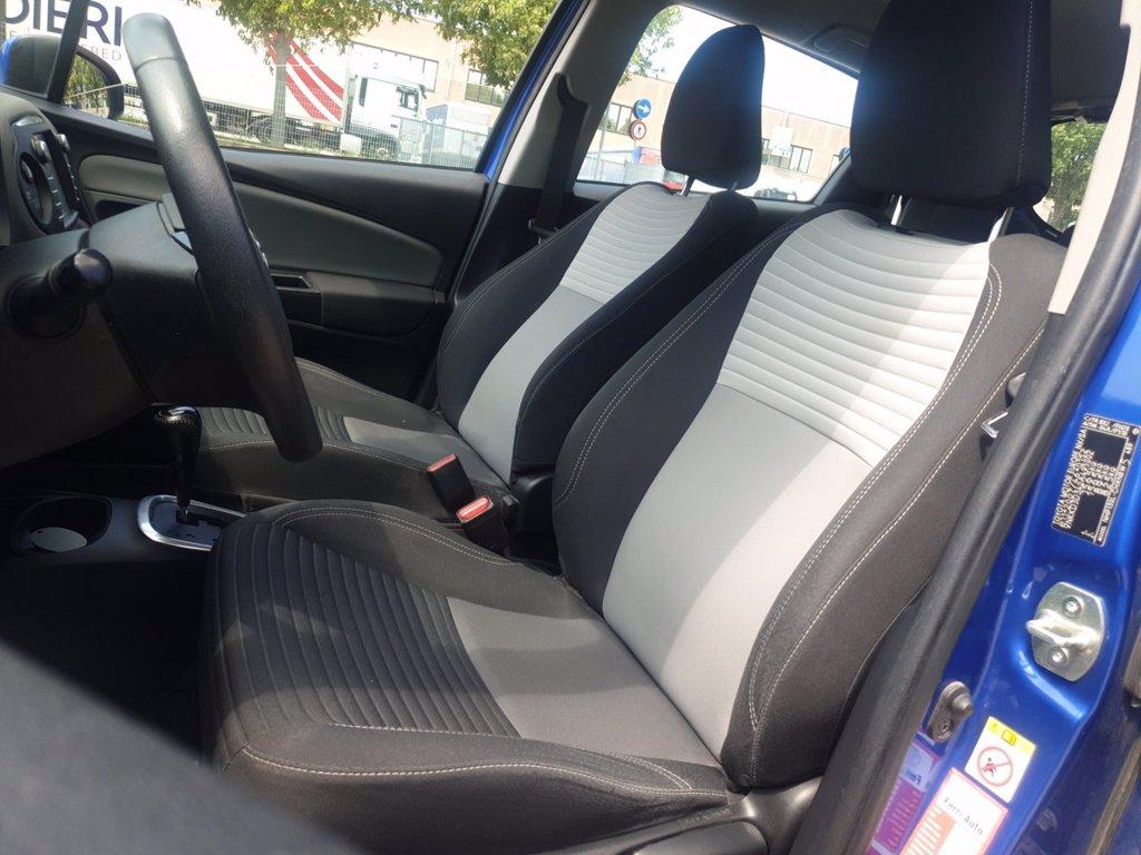 TOYOTA Yaris 5p 1.5h active my18 del 2018