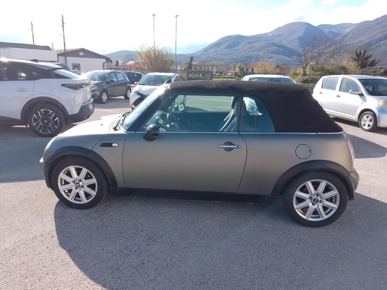 Mini Cooper Cabrio GPL - SIDEWALK