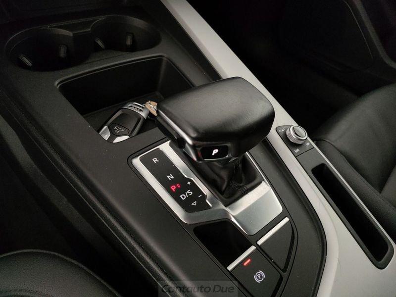 Audi A4 2.0 35 TDI MHEV Business Advanced S Tronic